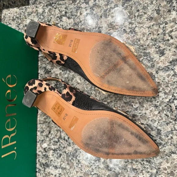 J.Renee Elegant Black and Gold Heels - Picture 3 of 6